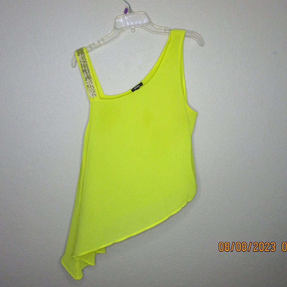 Macy’s Symmetrical Party Tank Top XL